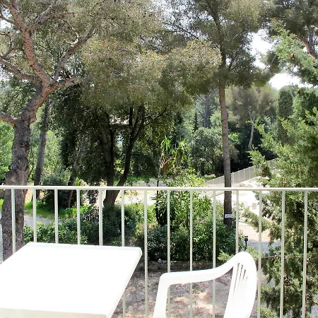 De La Mer 201s Apartment